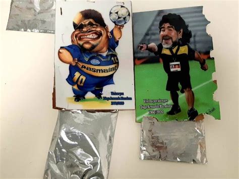 M­a­r­a­d­o­n­a­­n­ı­n­ ­t­a­b­l­o­s­u­n­d­a­n­ ­k­o­k­a­i­n­ ­ç­ı­k­t­ı­